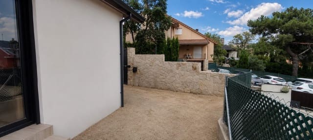 3 Zimmer Villa zu verkaufen in Collado Mediano - 475.000 € (Ref: 10032154)