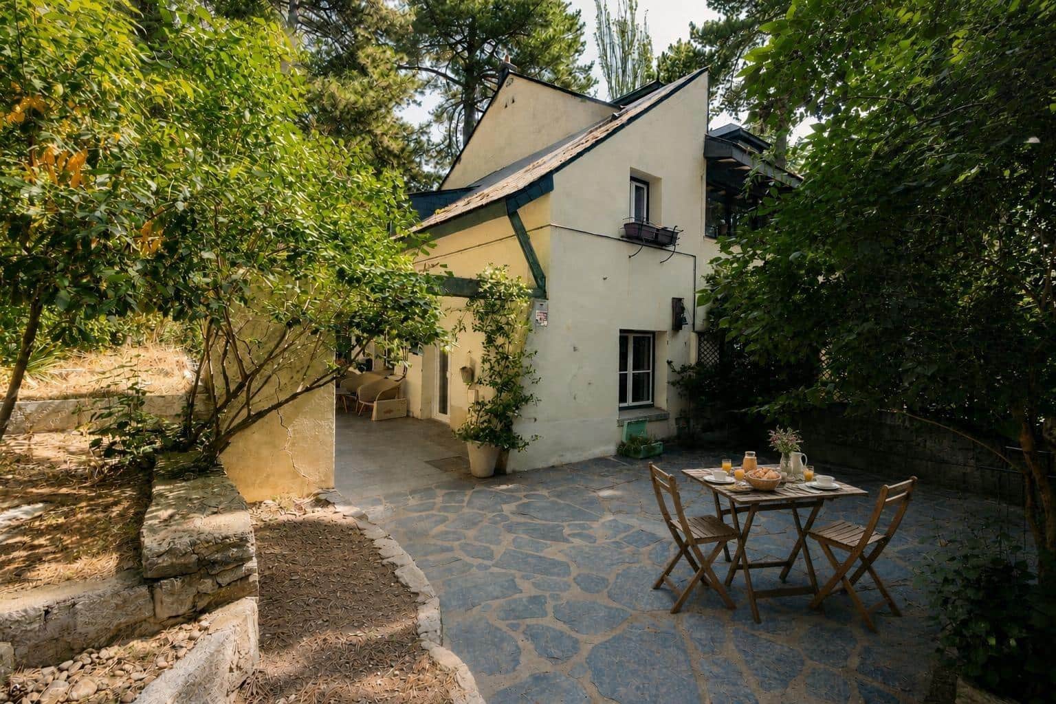 4 soverom Kjedet enebolig til salgs i San Lorenzo de El Escorial med svømmebasseng garasje - € 700 000 (Ref: 10062117)