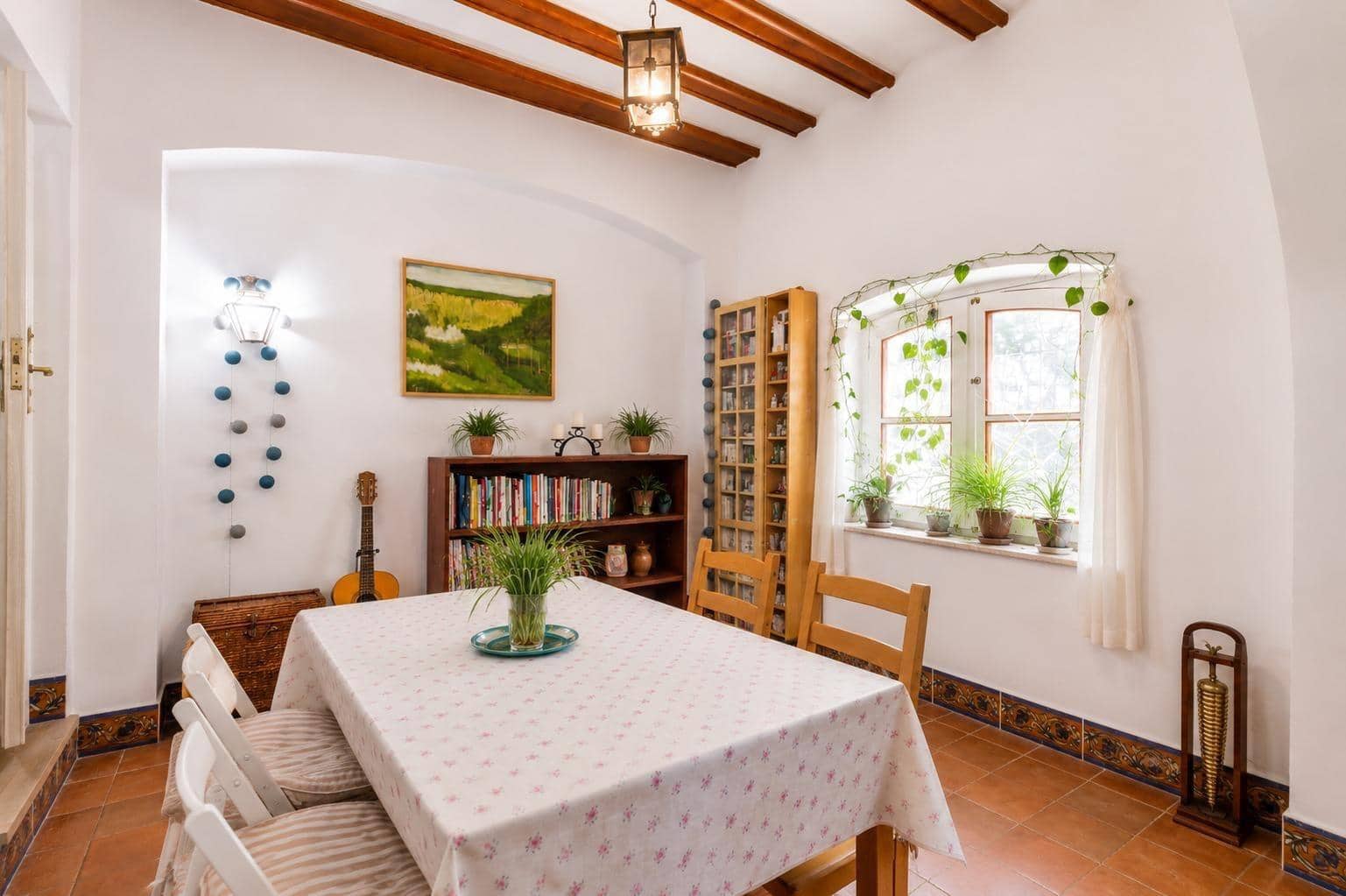 5 bedroom Semi-detached Villa for sale in San Lorenzo de El Escorial with pool garage - € 800,000 (Ref: 10064788)