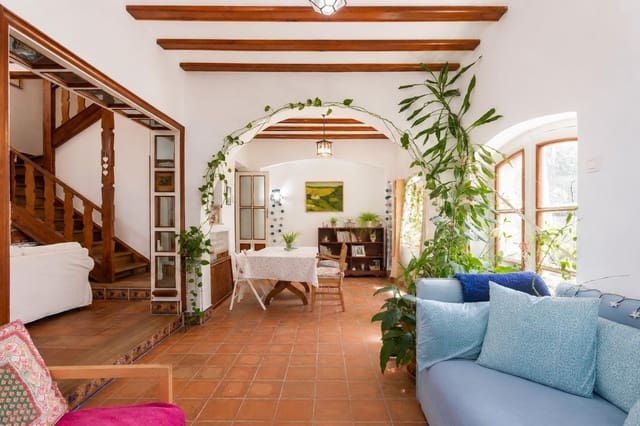 5 bedroom Semi-detached Villa for sale in San Lorenzo de El Escorial with pool garage - € 775,000 (Ref: 10064788)