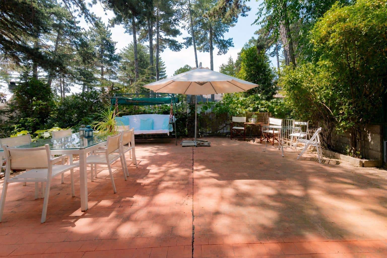 5 bedroom Semi-detached Villa for sale in San Lorenzo de El Escorial with pool garage - € 800,000 (Ref: 10064788)