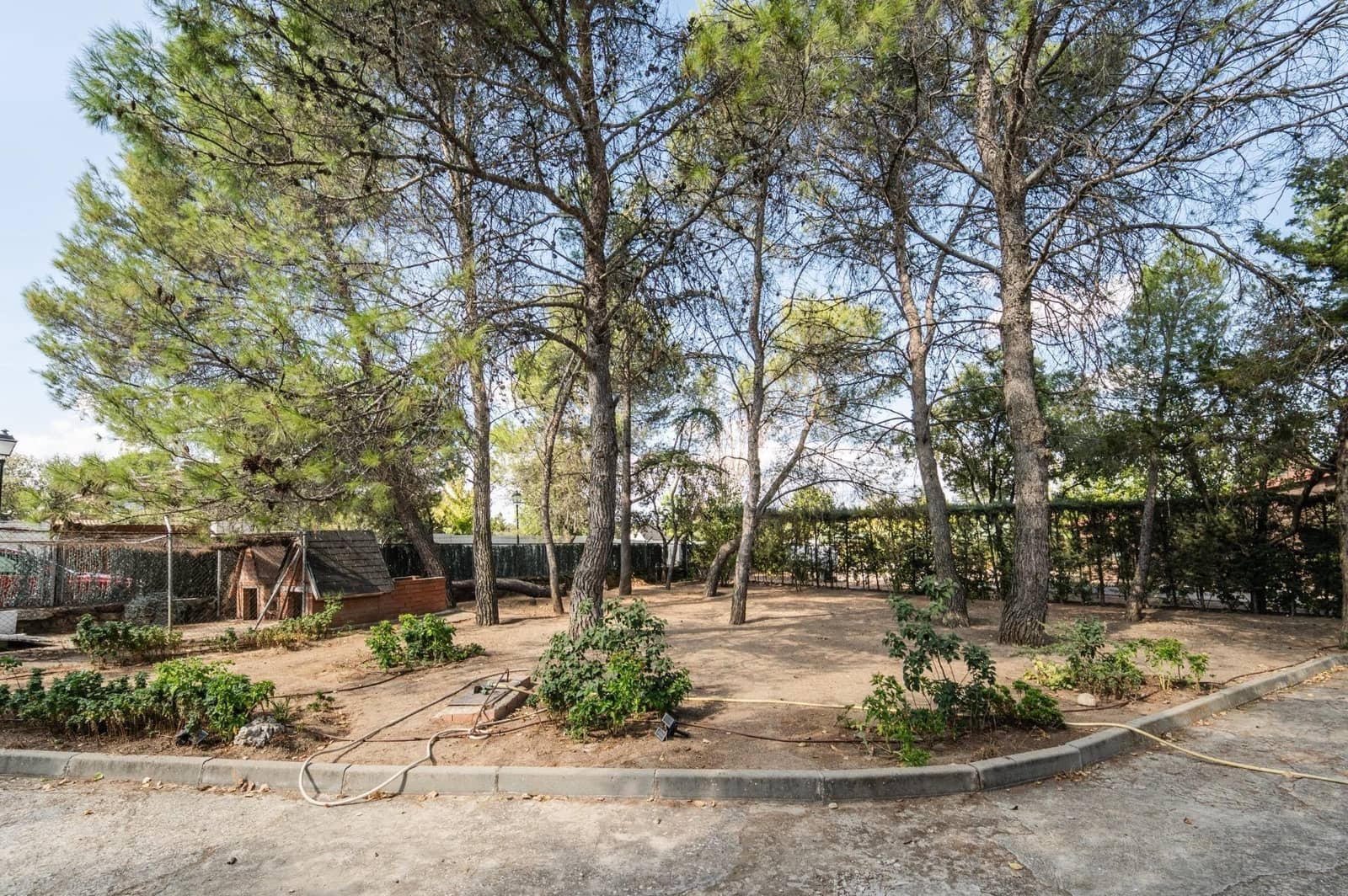 20 quarto Moradia para venda em Villanueva de la Canada com piscina garagem - 1 650 000 € (Ref: 10129690)