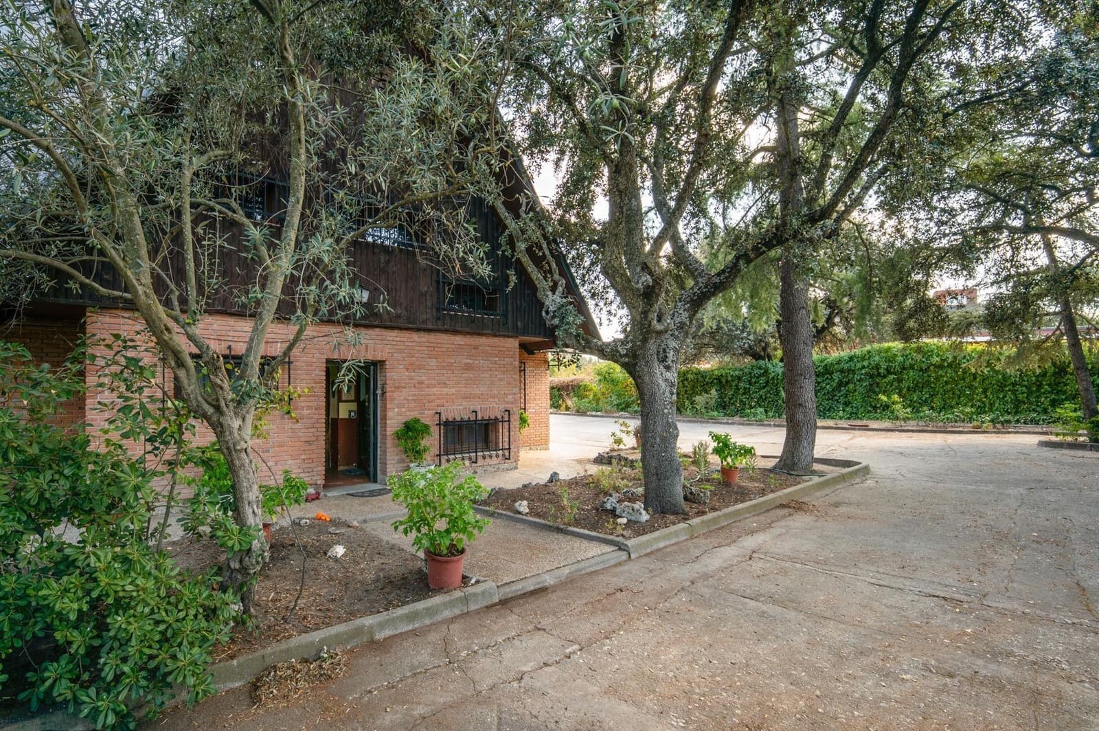 20 quarto Moradia para venda em Villanueva de la Canada com piscina garagem - 1 650 000 € (Ref: 10129690)