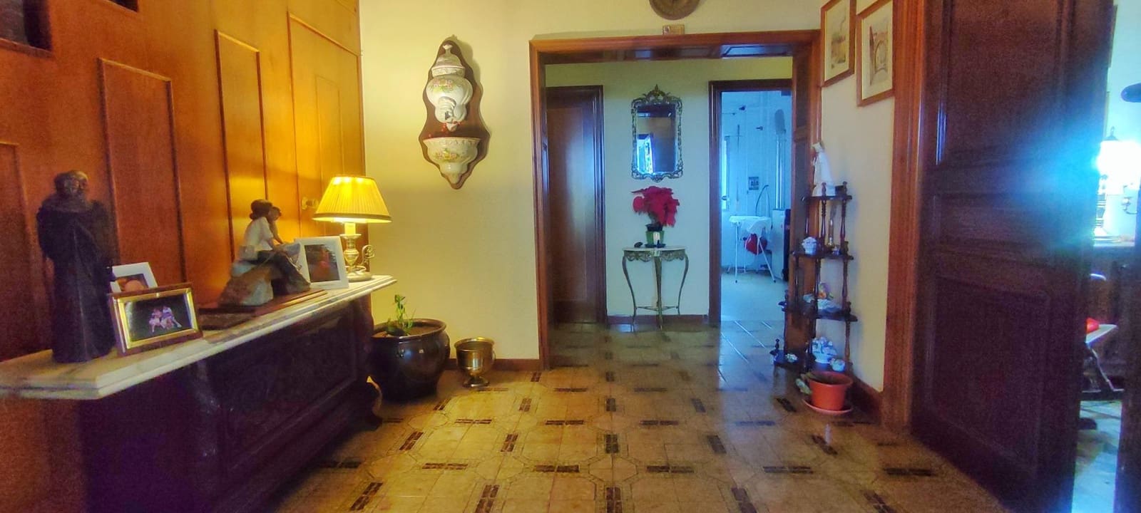 6 bedroom Villa for sale in Moralzarzal with pool garage - € 1,190,000 (Ref: 9491737)