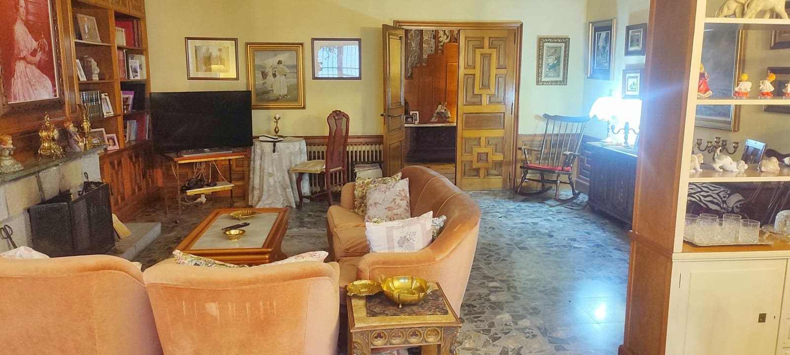 6 bedroom Villa for sale in Moralzarzal with pool garage - € 1,190,000 (Ref: 9491737)