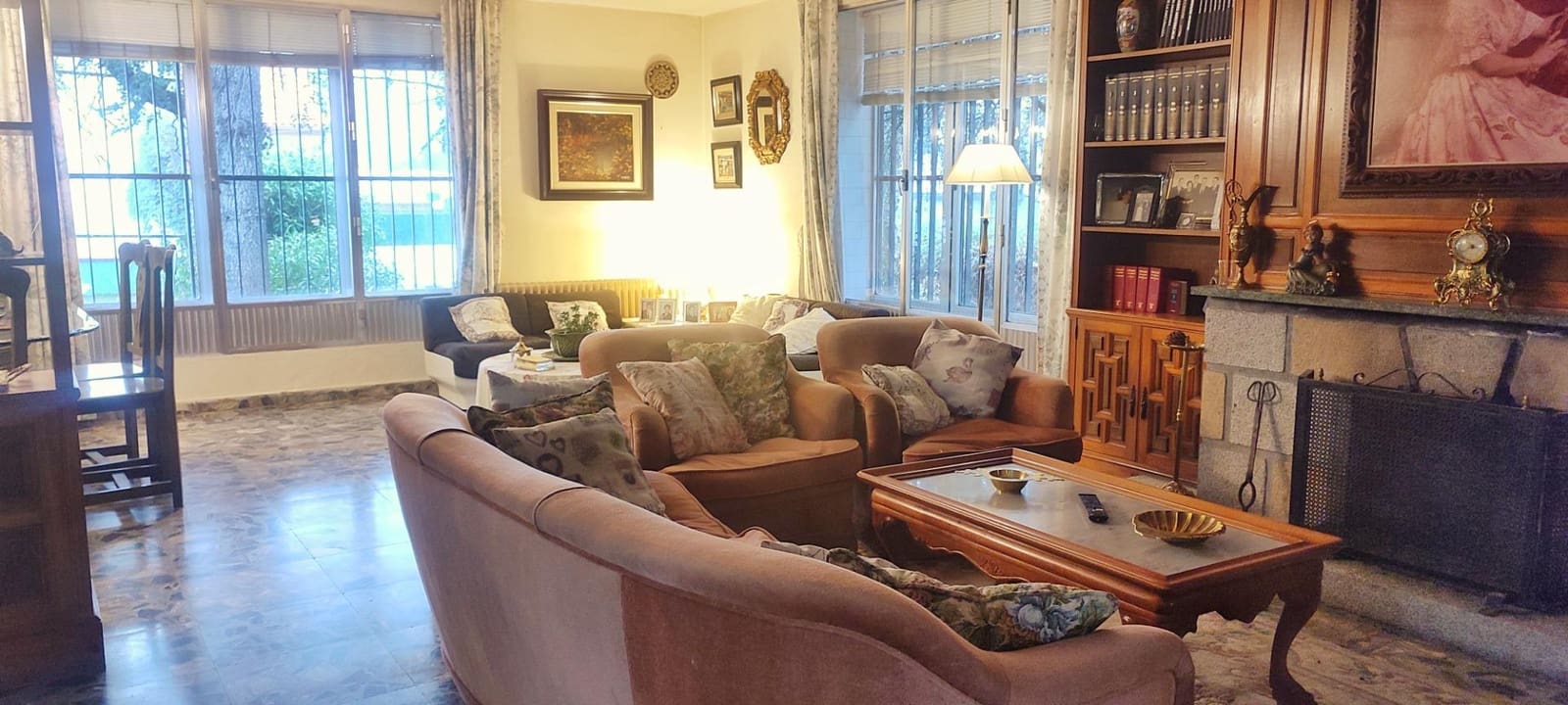 6 bedroom Villa for sale in Moralzarzal with pool garage - € 1,190,000 (Ref: 9491737)