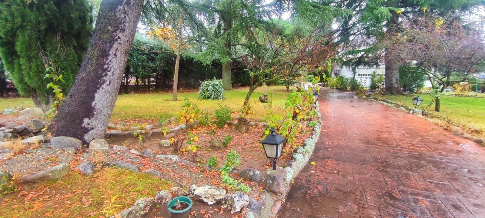 6 bedroom Villa for sale in Moralzarzal with pool garage - € 1,190,000 (Ref: 9491737)