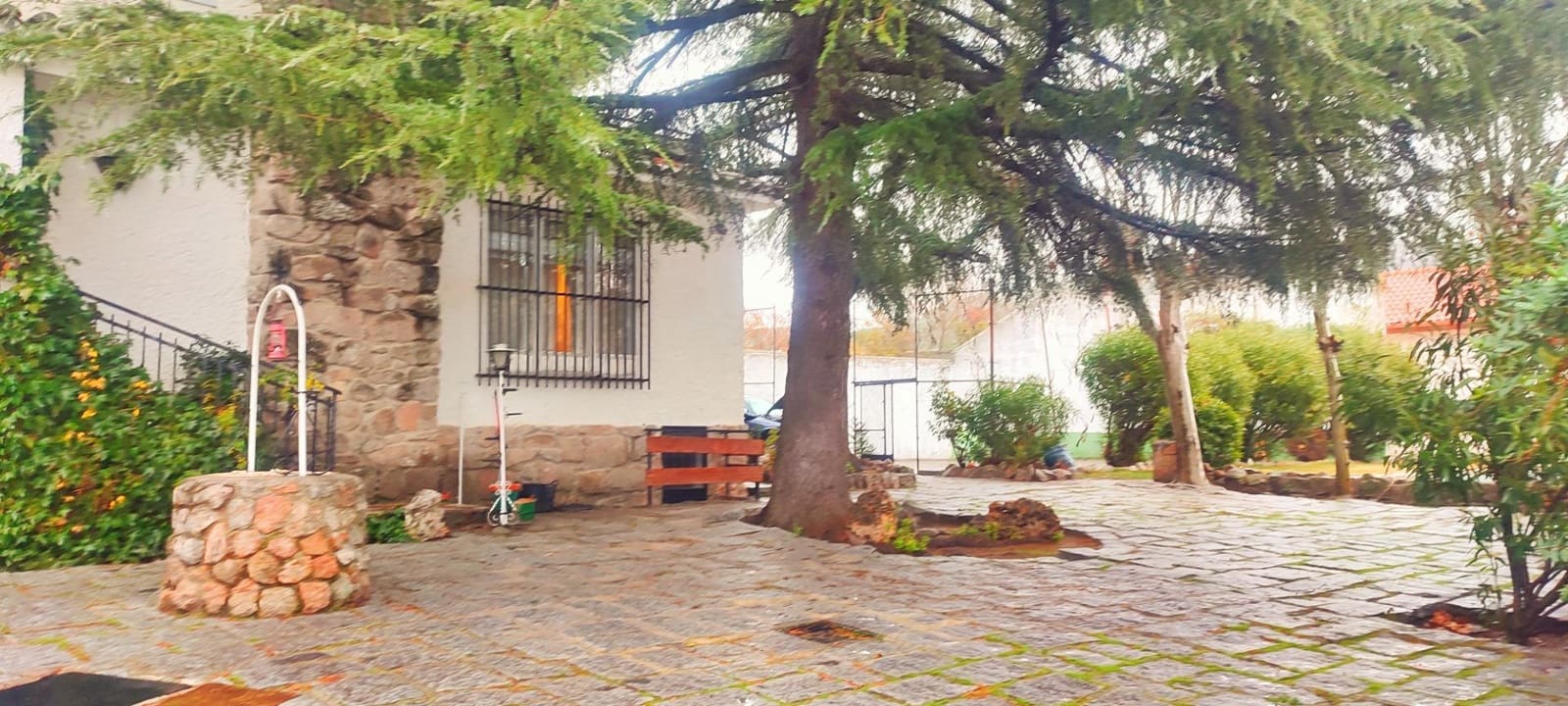 6 bedroom Villa for sale in Moralzarzal with pool garage - € 1,190,000 (Ref: 9491737)