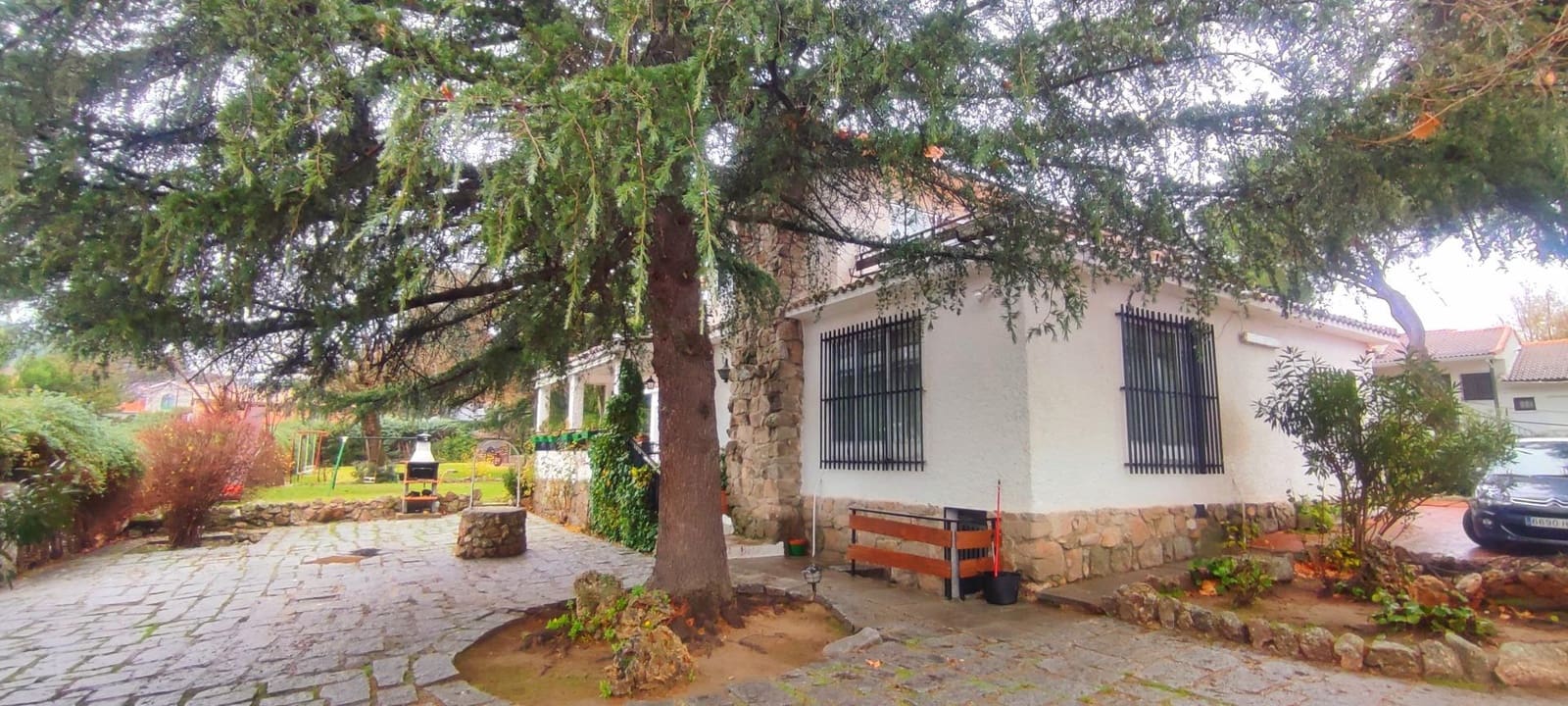 6 bedroom Villa for sale in Moralzarzal with pool garage - € 1,190,000 (Ref: 9491737)