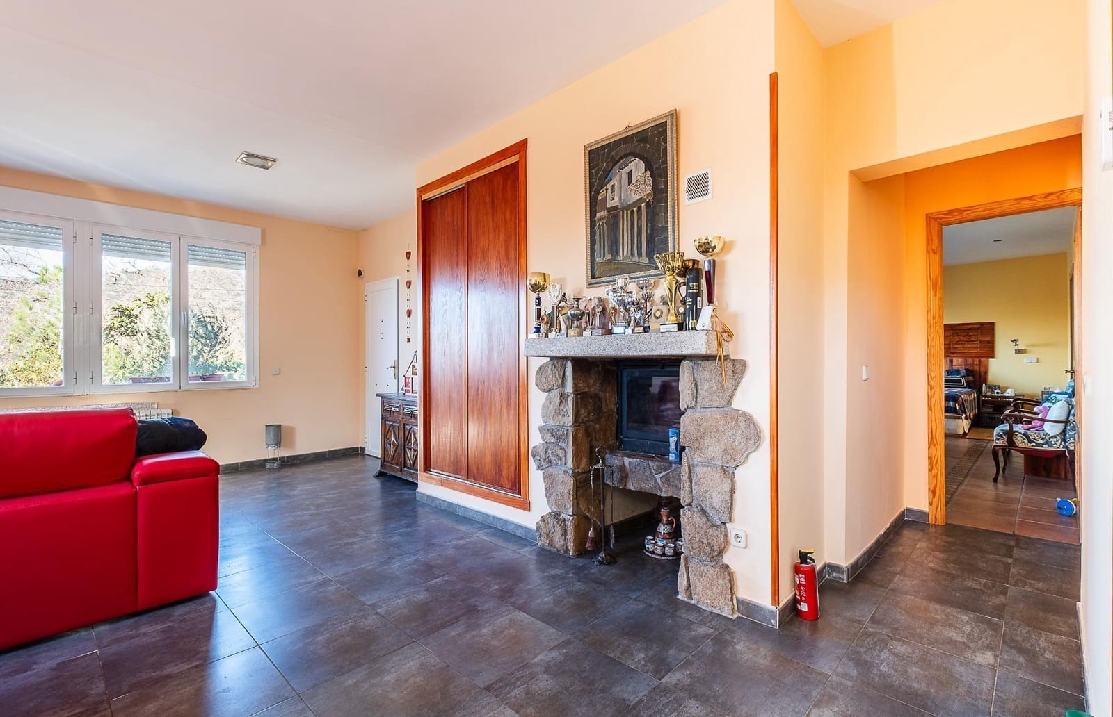 4 bedroom Villa for sale in Robledo de Chavela with pool garage - € 360,000 (Ref: 9491738)