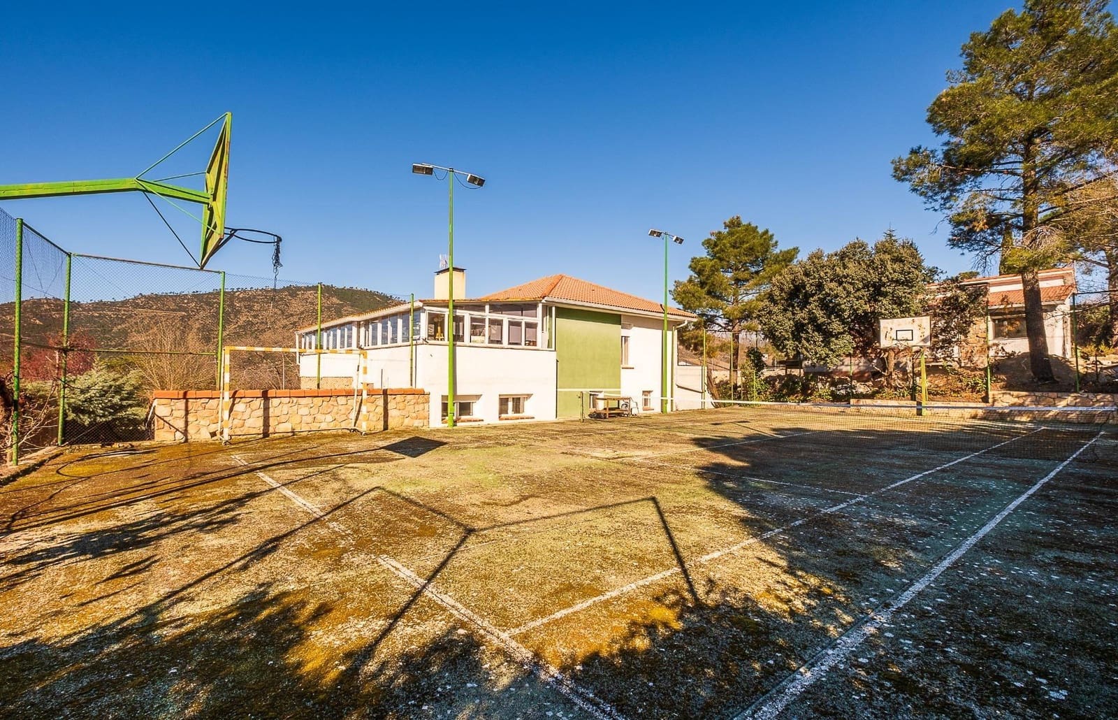 4 bedroom Villa for sale in Robledo de Chavela with pool garage - € 360,000 (Ref: 9491738)