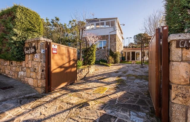 4 Zimmer Villa zu verkaufen in Robledo de Chavela mit Pool Garage - 360.000 € (Ref: 9491738)