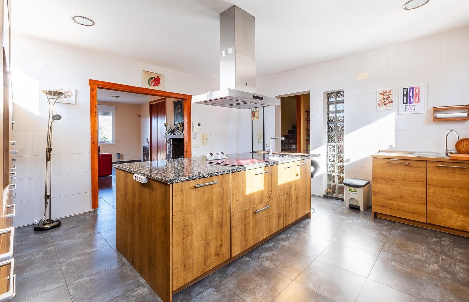 Chalet de 4 habitaciones en Robledo de Chavela en venta con piscina garaje - 360.000 € (Ref: 9491738)