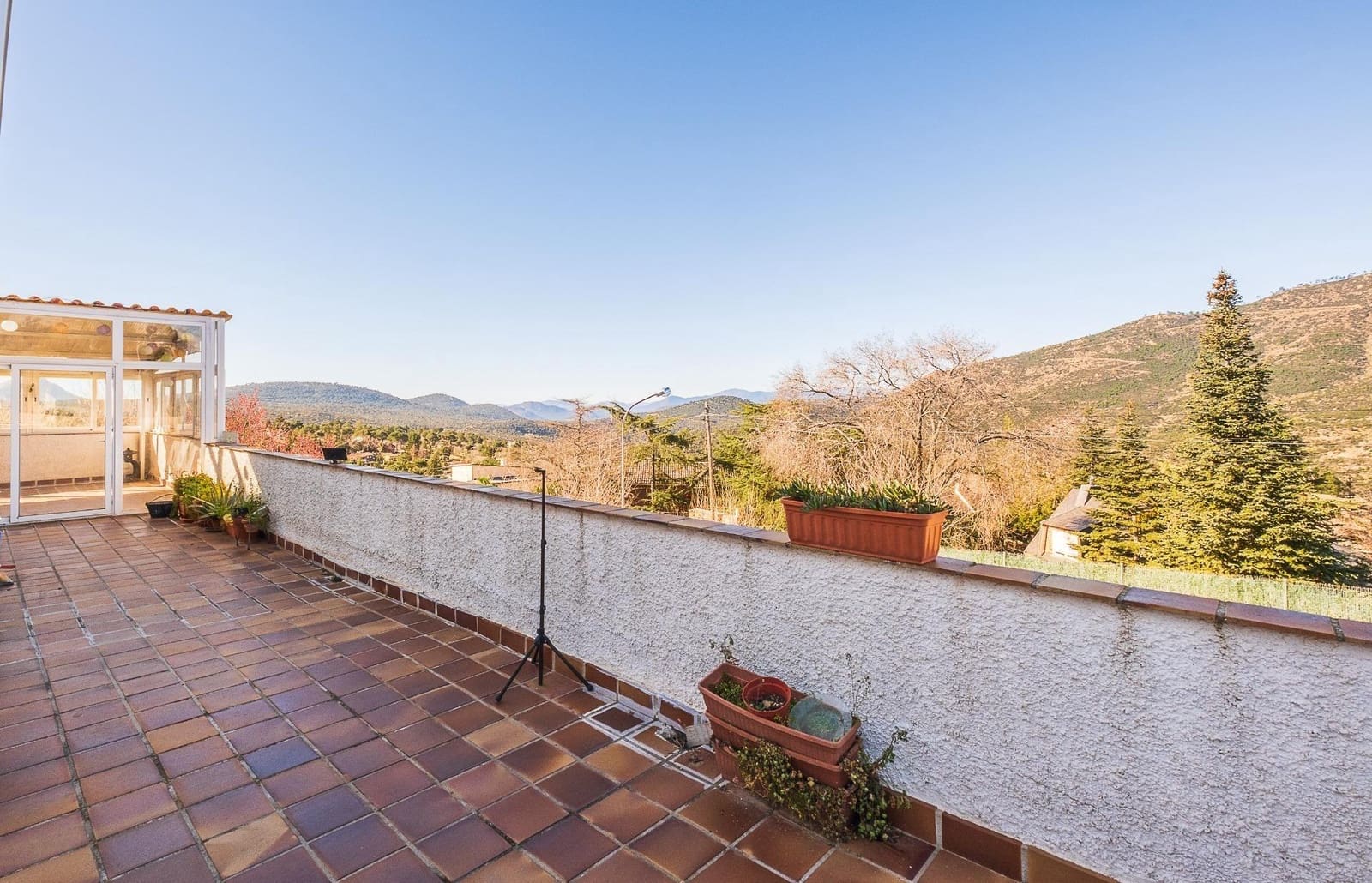 Chalet de 4 habitaciones en Robledo de Chavela en venta con piscina garaje - 360.000 € (Ref: 9491738)