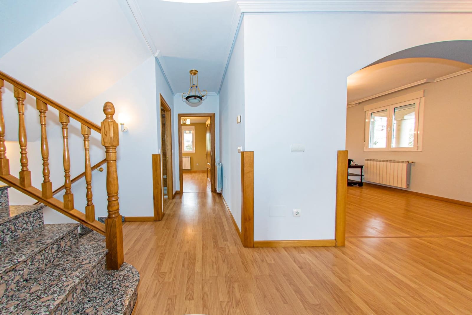 5 camera da letto Villa in vendita in Ponferrada con garage - 385.000 € (Rif: 9491740)