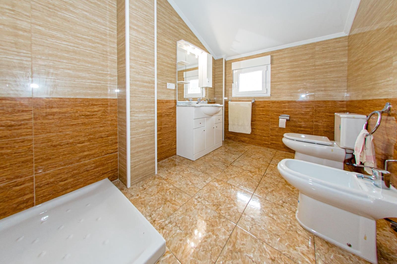 5 camera da letto Villa in vendita in Ponferrada con garage - 385.000 € (Rif: 9491740)