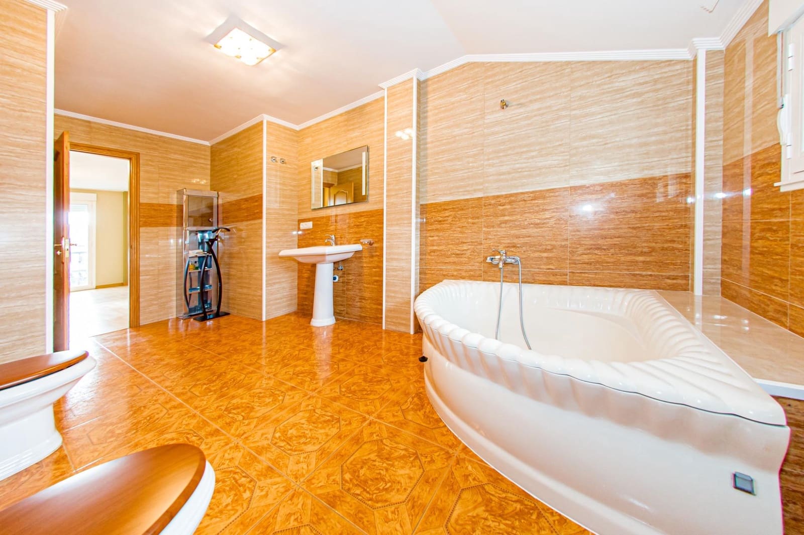 5 camera da letto Villa in vendita in Ponferrada con garage - 385.000 € (Rif: 9491740)