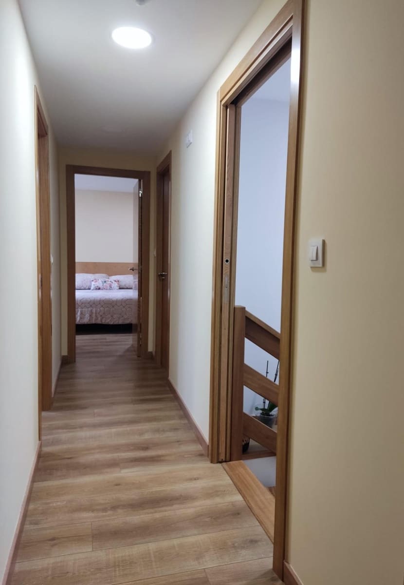 3 sypialnia Dom na sprzedaż w Castropodame z garażem - 145 000 € (Ref: 9491741)