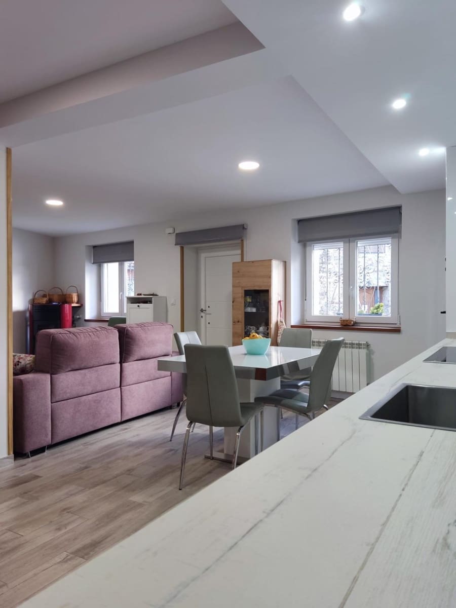 3 sypialnia Dom na sprzedaż w Castropodame z garażem - 145 000 € (Ref: 9491741)