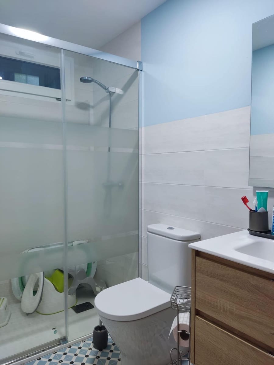 3 makuuhuone Omakotitalo myytävänä paikassa Castropodame mukana 
autotalli - 145 000 € (Ref: 9491741)