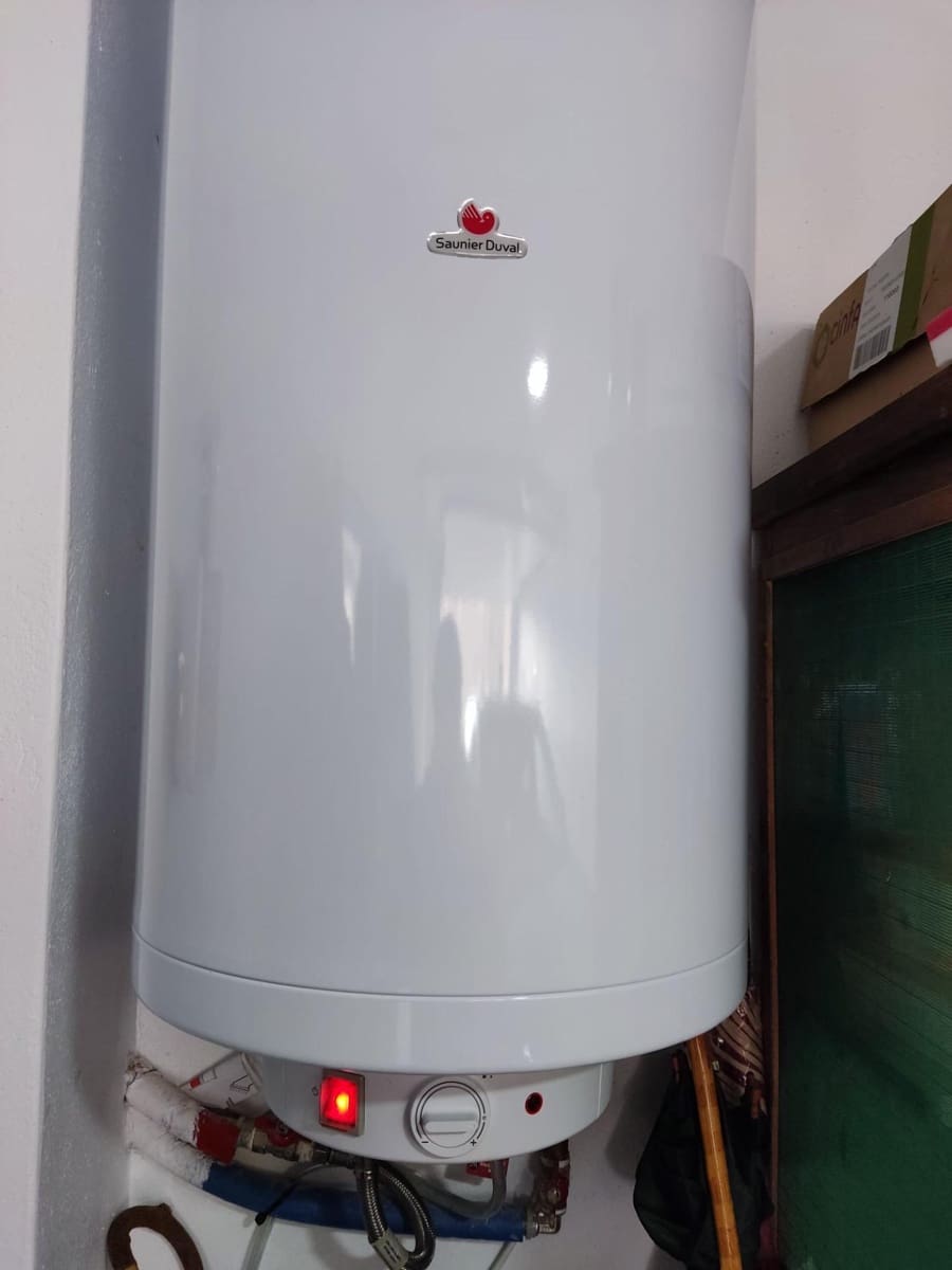 3 makuuhuone Omakotitalo myytävänä paikassa Castropodame mukana 
autotalli - 145 000 € (Ref: 9491741)