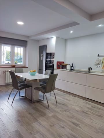 Casa de 3 habitaciones en Castropodame en venta con garaje - 145.000 € (Ref: 9491741)
