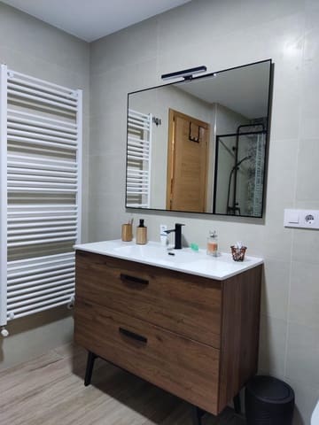 Casa de 3 habitaciones en Castropodame en venta con garaje - 145.000 € (Ref: 9491741)