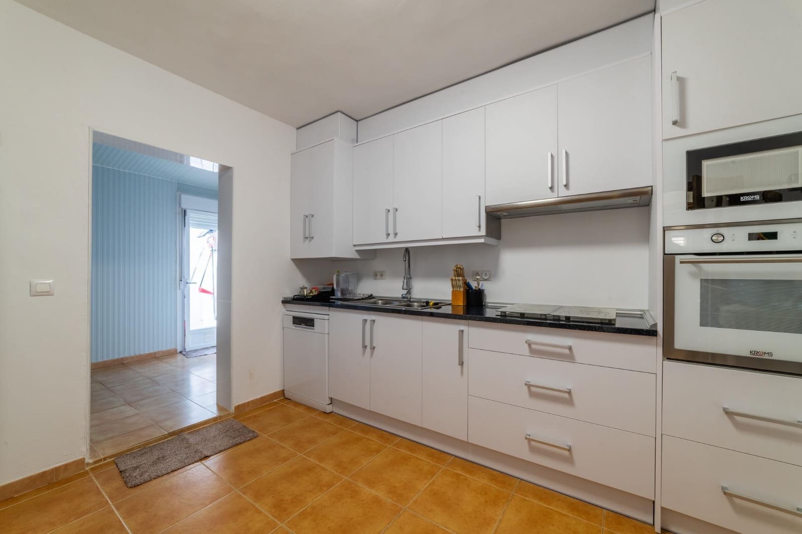 Chalet de 3 habitaciones en Ciruelos en venta con garaje - 220.000 € (Ref: 9491742)