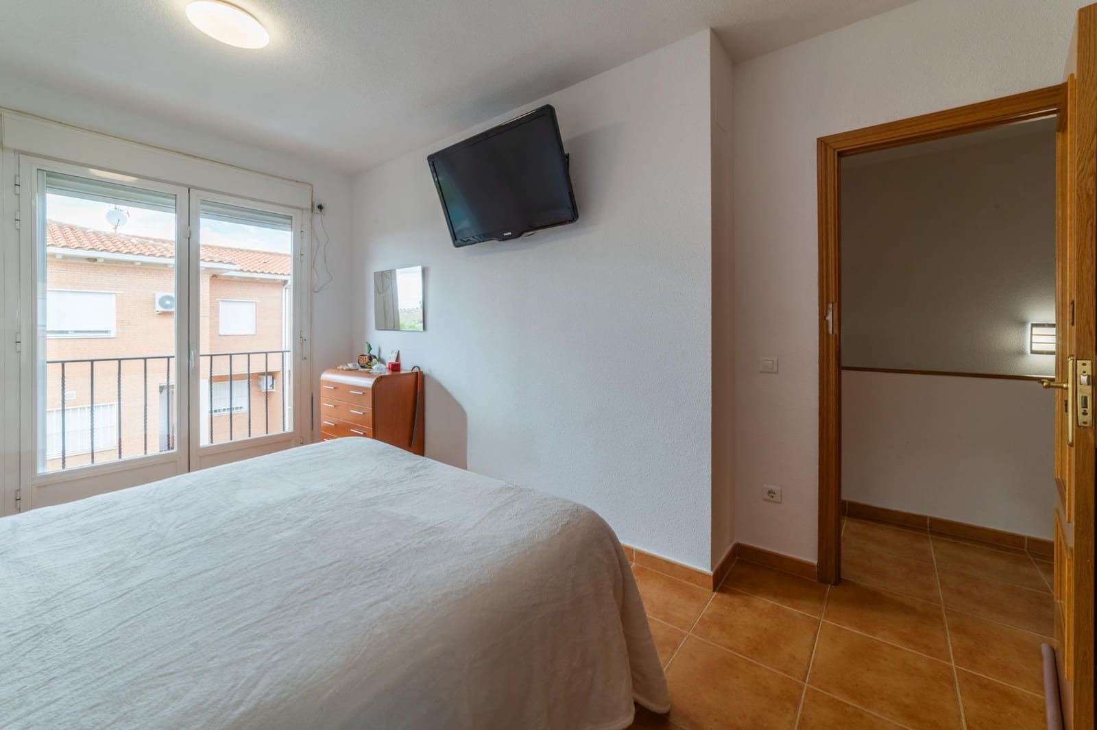 Chalet de 3 habitaciones en Ciruelos en venta con garaje - 220.000 € (Ref: 9491742)