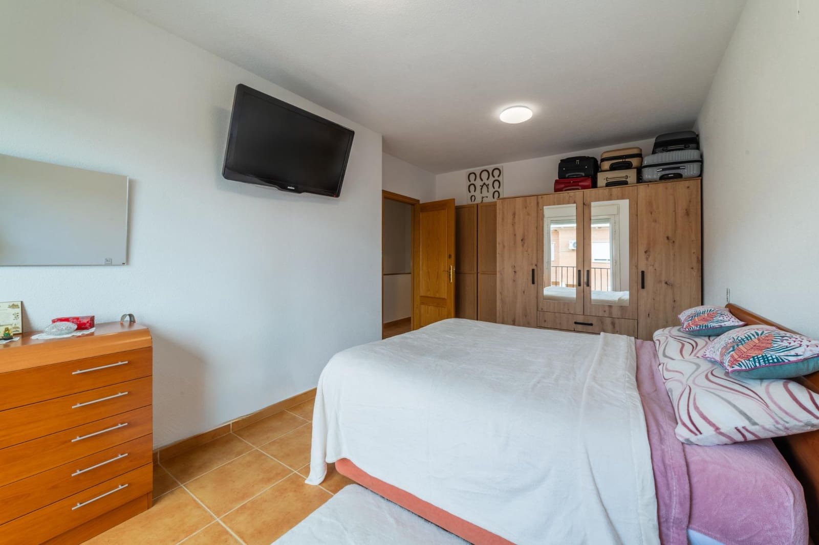 Chalet de 3 habitaciones en Ciruelos en venta con garaje - 220.000 € (Ref: 9491742)