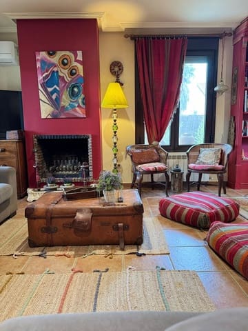 3 makuuhuone Paritalo myytävänä paikassa Chapinería mukana uima-altaan 
autotalli - 395 000 € (Ref: 9491743)