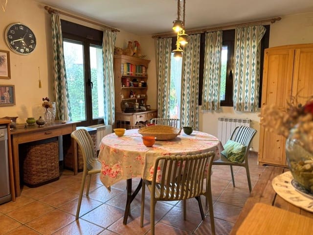 3 makuuhuone Paritalo myytävänä paikassa Chapinería mukana uima-altaan 
autotalli - 395 000 € (Ref: 9491743)