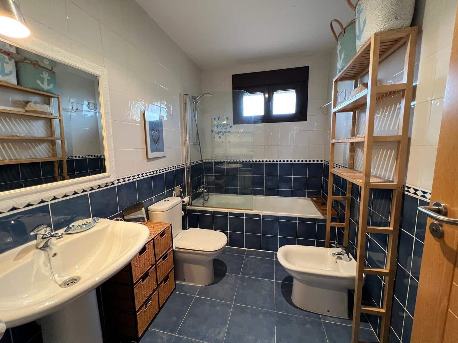 3 makuuhuone Paritalo myytävänä paikassa Chapineria mukana uima-altaan 
autotalli - 395 000 € (Ref: 9491743)