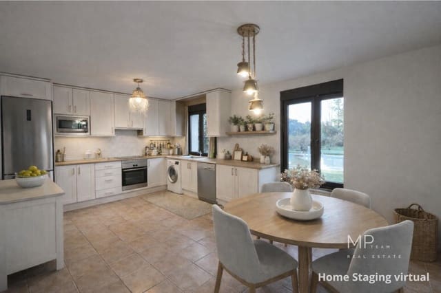 3 soveværelse Semi-Rækkehus til salg i Chapinería med swimmingpool garage - € 395.000 (Ref: 9491743)