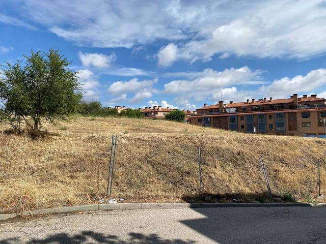 Building Plot for sale in El Molar - € 1,700,000 (Ref: 9491747)