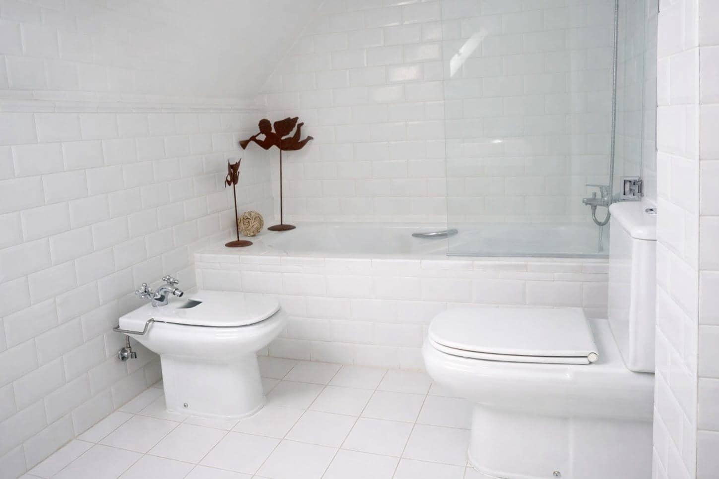 5 bedroom Villa for sale in Villaviciosa de Odon with pool garage - € 1,450,000 (Ref: 9524414)