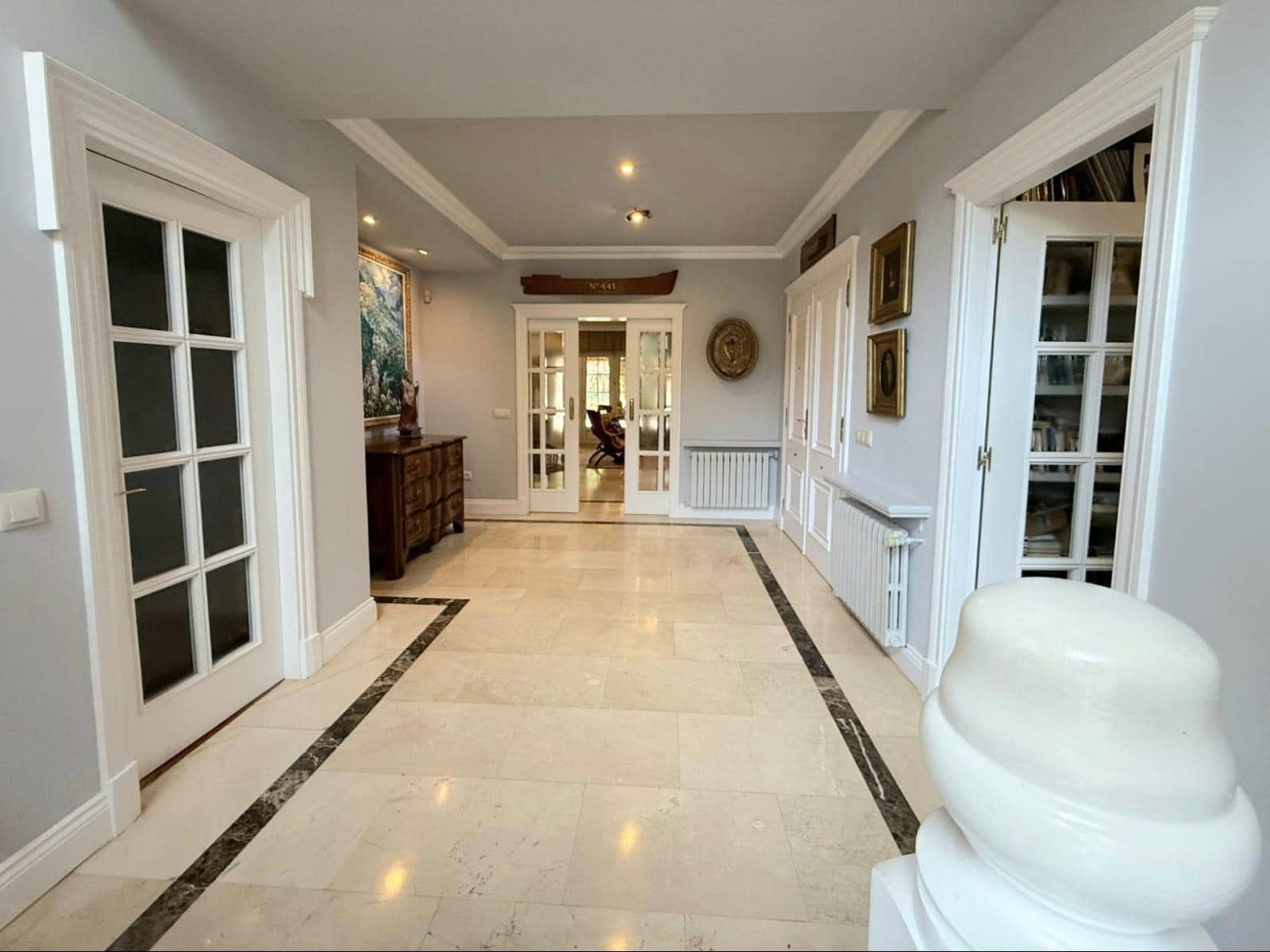 5 bedroom Villa for sale in Villaviciosa de Odon with pool garage - € 1,450,000 (Ref: 9524414)