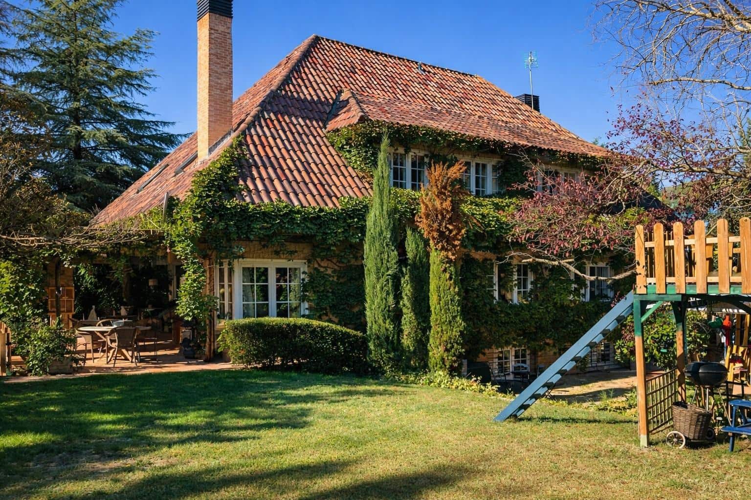 Chalet de 5 habitaciones en Villaviciosa de Odón en venta con piscina garaje - 1.450.000 € (Ref: 9524414)