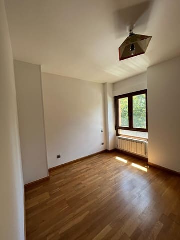 4 bedroom Townhouse for rent in Collado Villalba with pool garage - € 1,800 (Ref: 9541740)