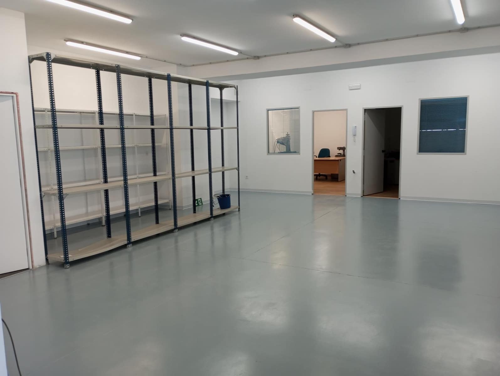 Commercial for rent in Moralzarzal - € 1,000 (Ref: 9565341)