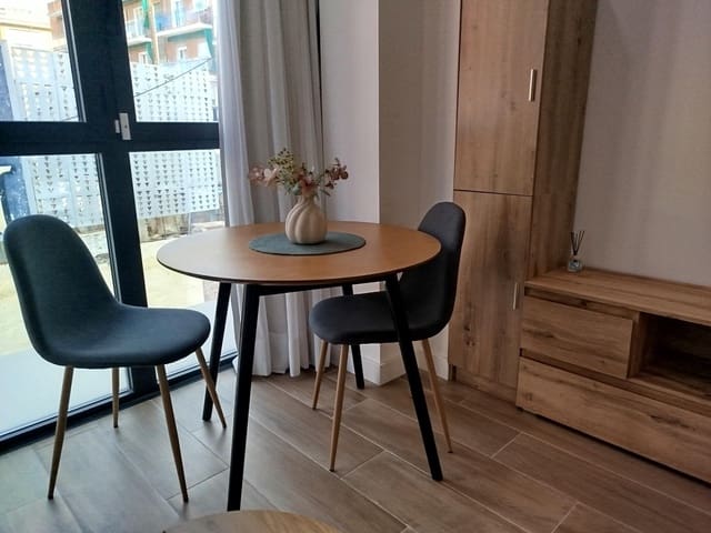 Studio à vendre à Valdeacederas, Madrid ville - 320 000 € (Ref: 9574717)