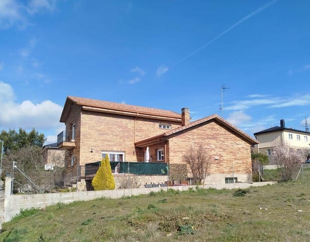 5 sovrum Villa till salu i Colmenarejo med garage - 608 000 € (Ref: 9574718)