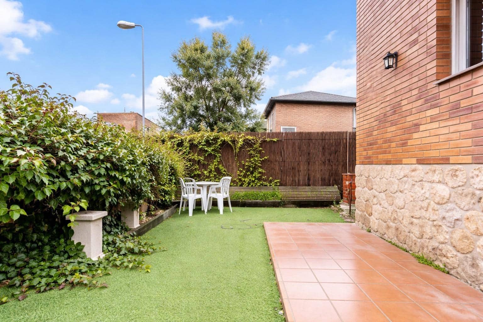 5 Zimmer Villa zu verkaufen in Colmenarejo mit Garage - 608.000 € (Ref: 9574718)