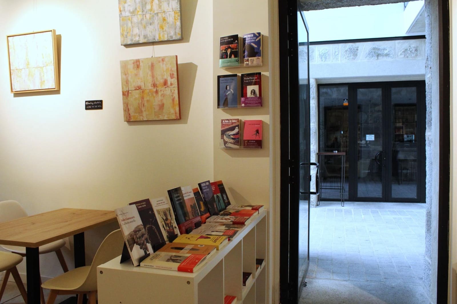 Commercial for rent in Torrelodones - € 2,000 (Ref: 9591409)