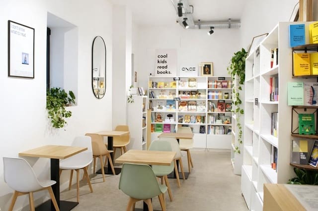 Commercial for rent in Torrelodones - € 2,000 (Ref: 9591409)