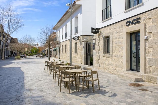 Commerciale da affittare in Torrelodones - 2.000 € (Rif: 9591409)