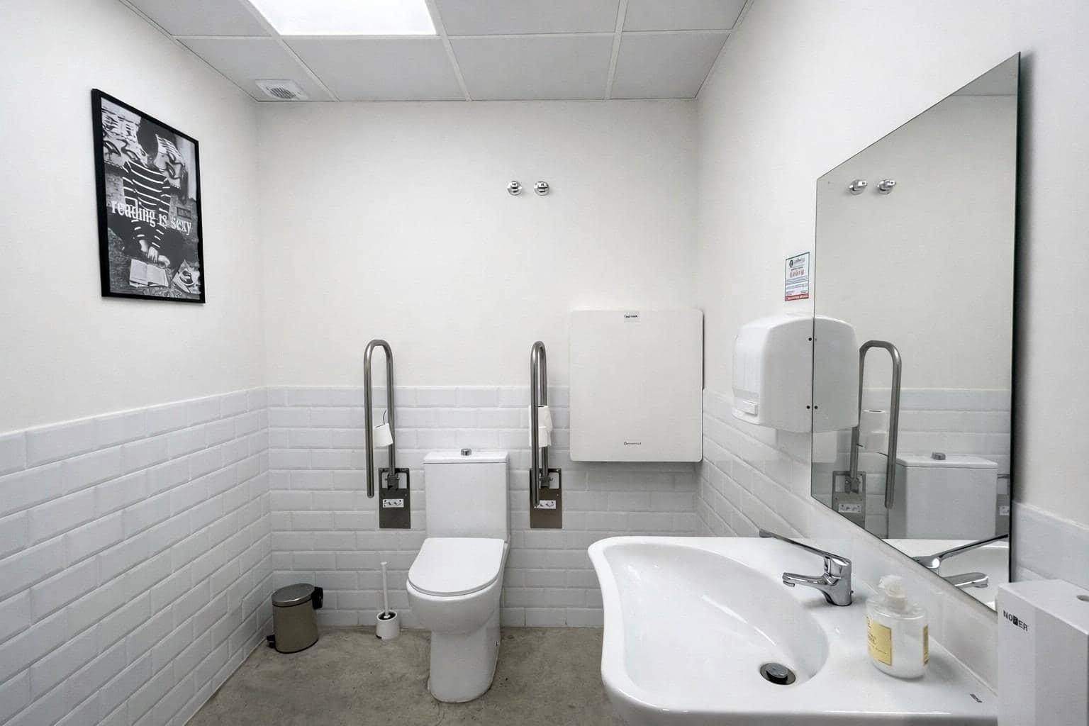 Commercieel te huur in Torrelodones - € 2.000 (Ref: 9591409)