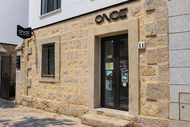 Commerciale da affittare in Torrelodones - 2.000 € (Rif: 9591409)