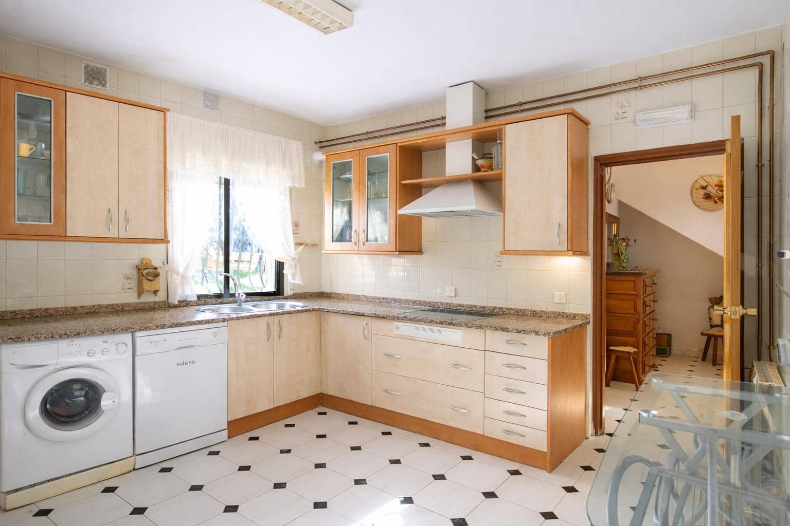 4 Zimmer Villa zu verkaufen in El Casar de Escalona mit Garage - 170.000 € (Ref: 9619413)