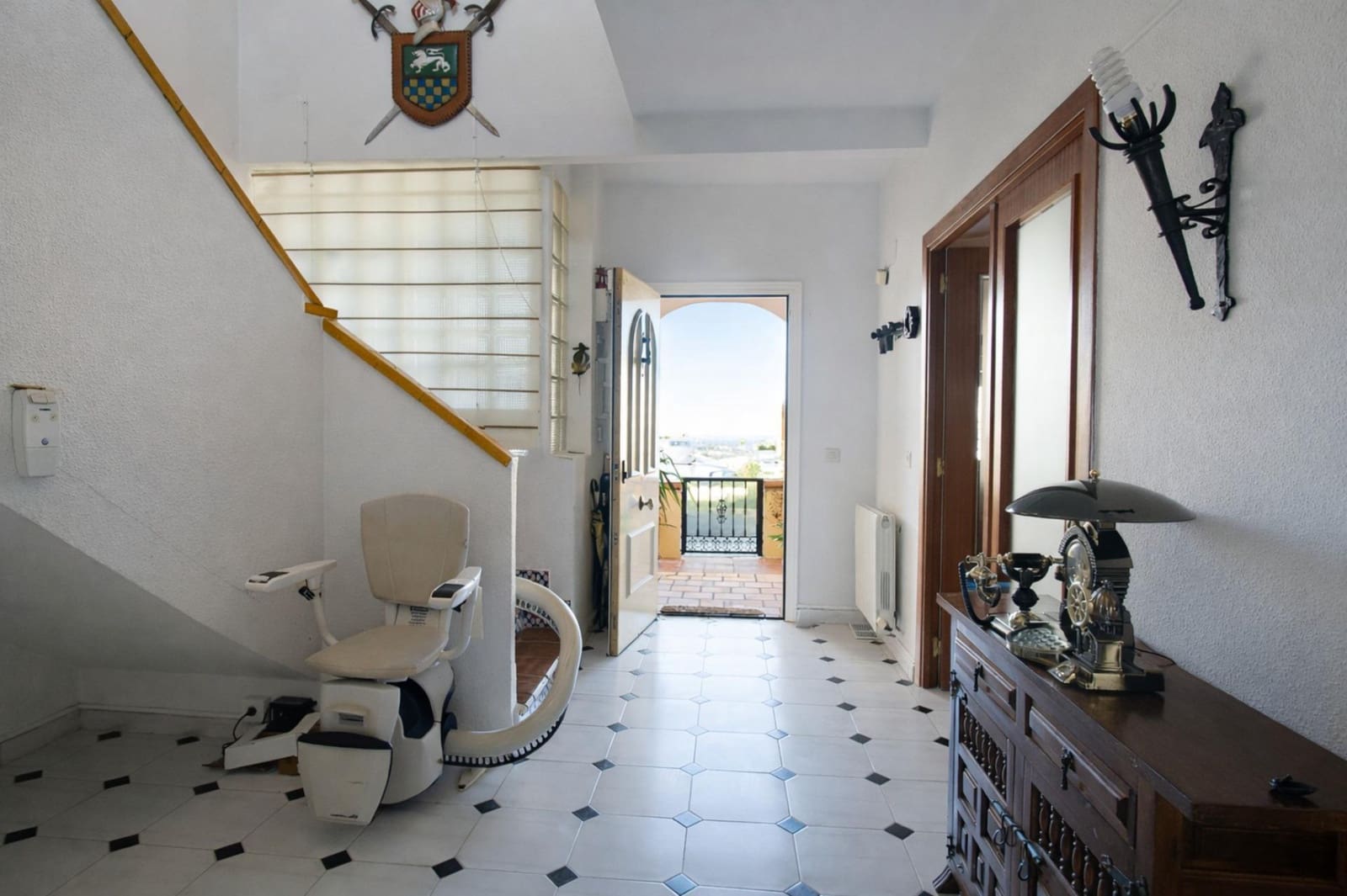 4 Zimmer Villa zu verkaufen in El Casar de Escalona mit Garage - 170.000 € (Ref: 9619413)